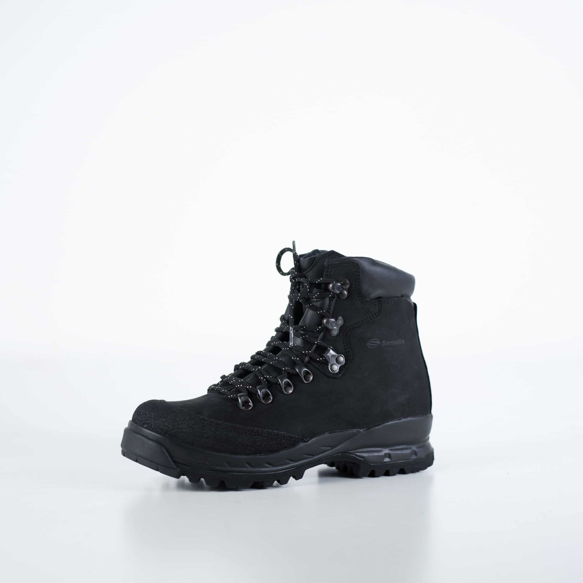 553P Black Hiking Boots