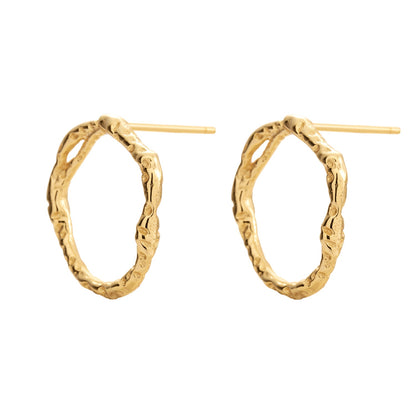 Minimalistic circle-shaped Echo golden stud earrings, made from recycled silver, 18k gold plated. Hypoallergenic, easy to wear all day. Size: 16 x 17 mm, weight: 1.1 g per earring.
