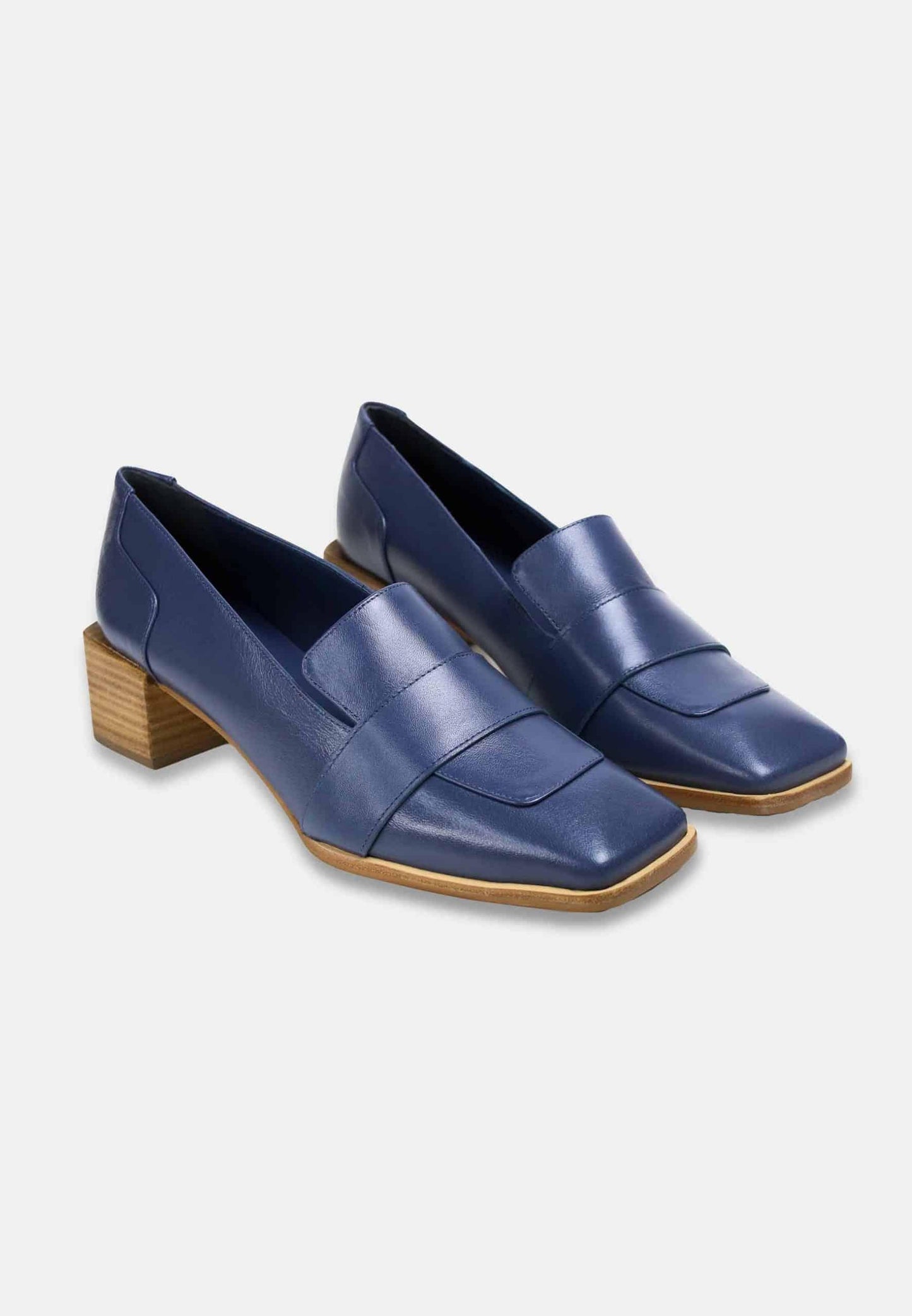 Mangará Louro Leather Loafers - Premium Women's Footwear